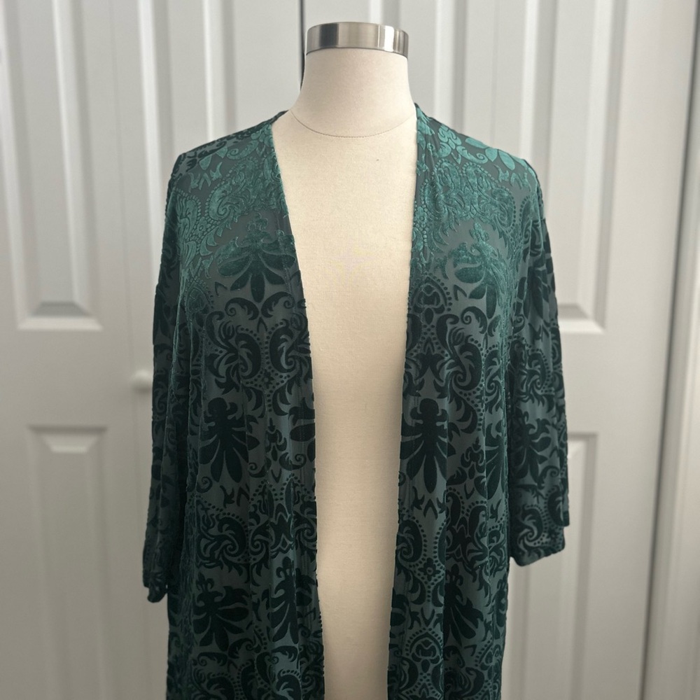 TORRID Emerald Green Velvet Kimono with fringe